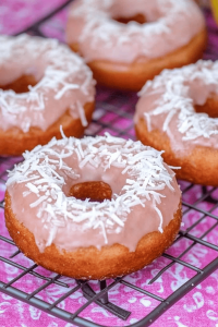 coconut cream donuts