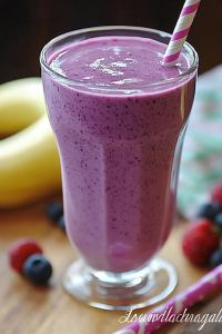 banana berry peanut butter smoothie